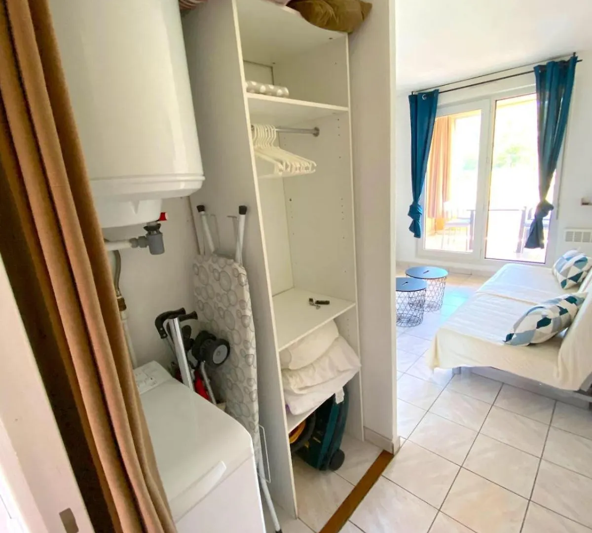 Apartment Studio - Gare - Centre Ville Sanary-sur-Mer France